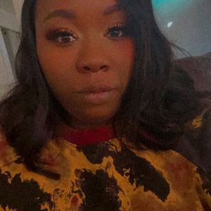 Meet your Posher, Khari